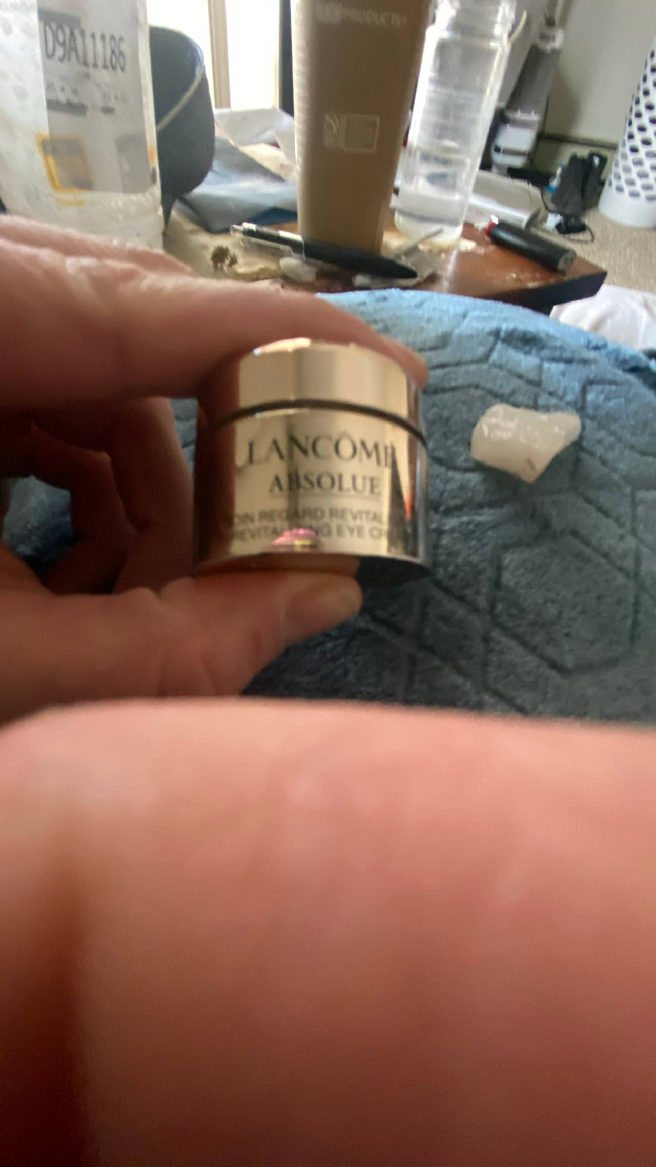 Lancôme Absolue Revitalizing Eye Cream
