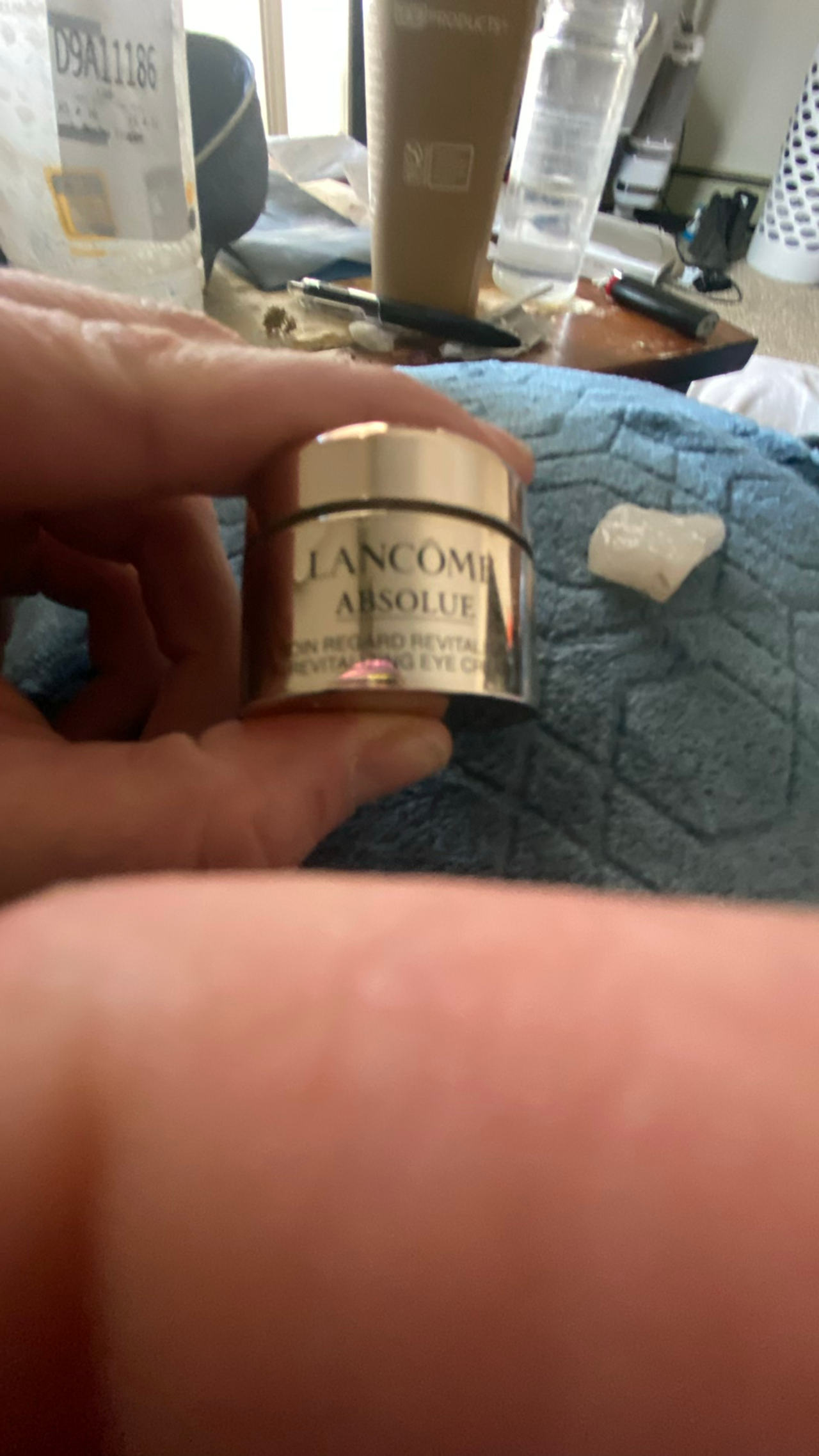 Lancôme Absolue Revitalizing Eye Cream
