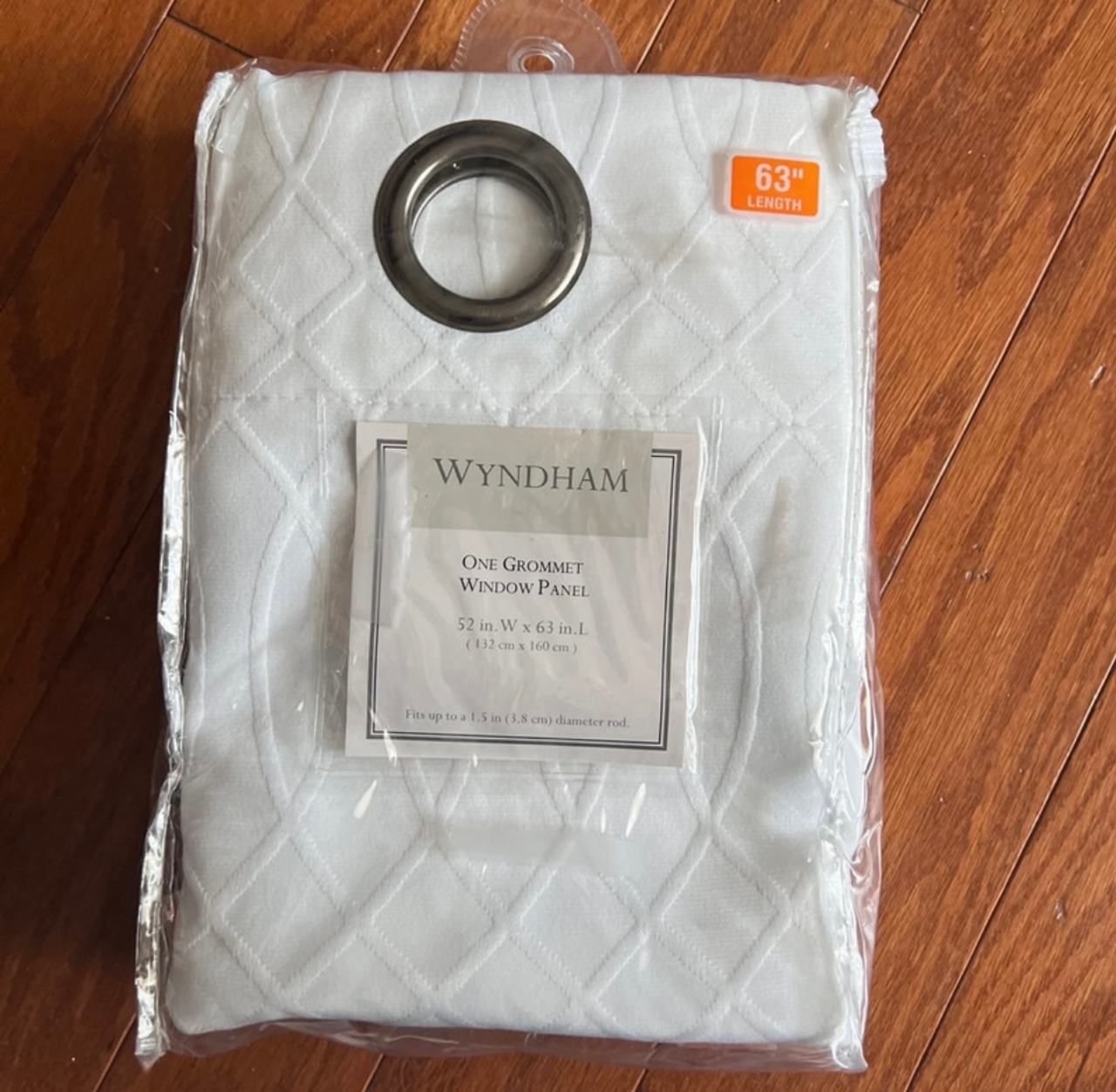 Wyndham One Grommet Window Panel