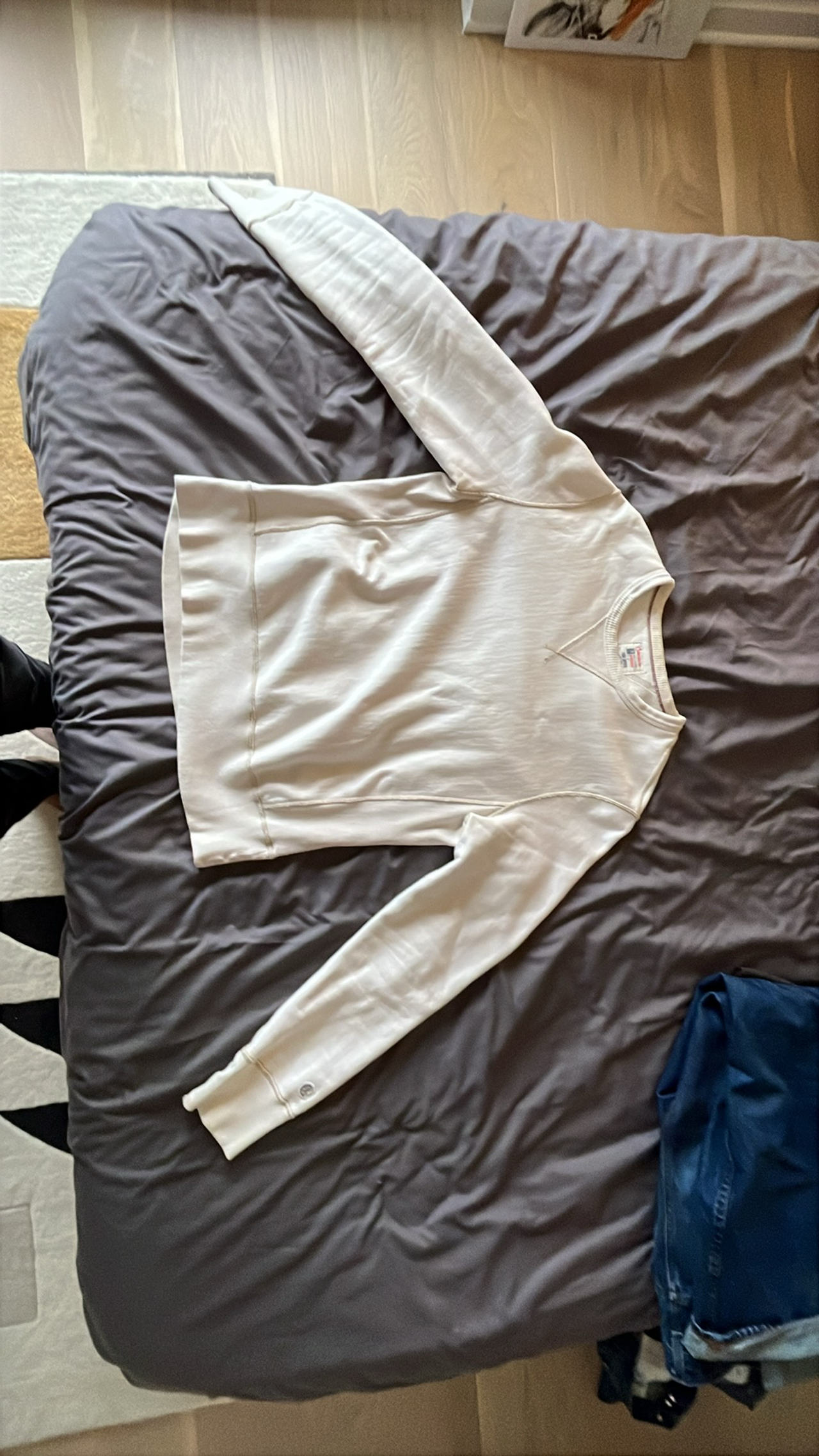 Todd Snyder cream medium crewneck sweatshirt