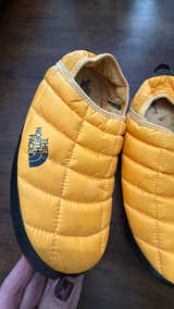 The North Face Thermoball Traction slippers V Yellow: 9 - Image 2