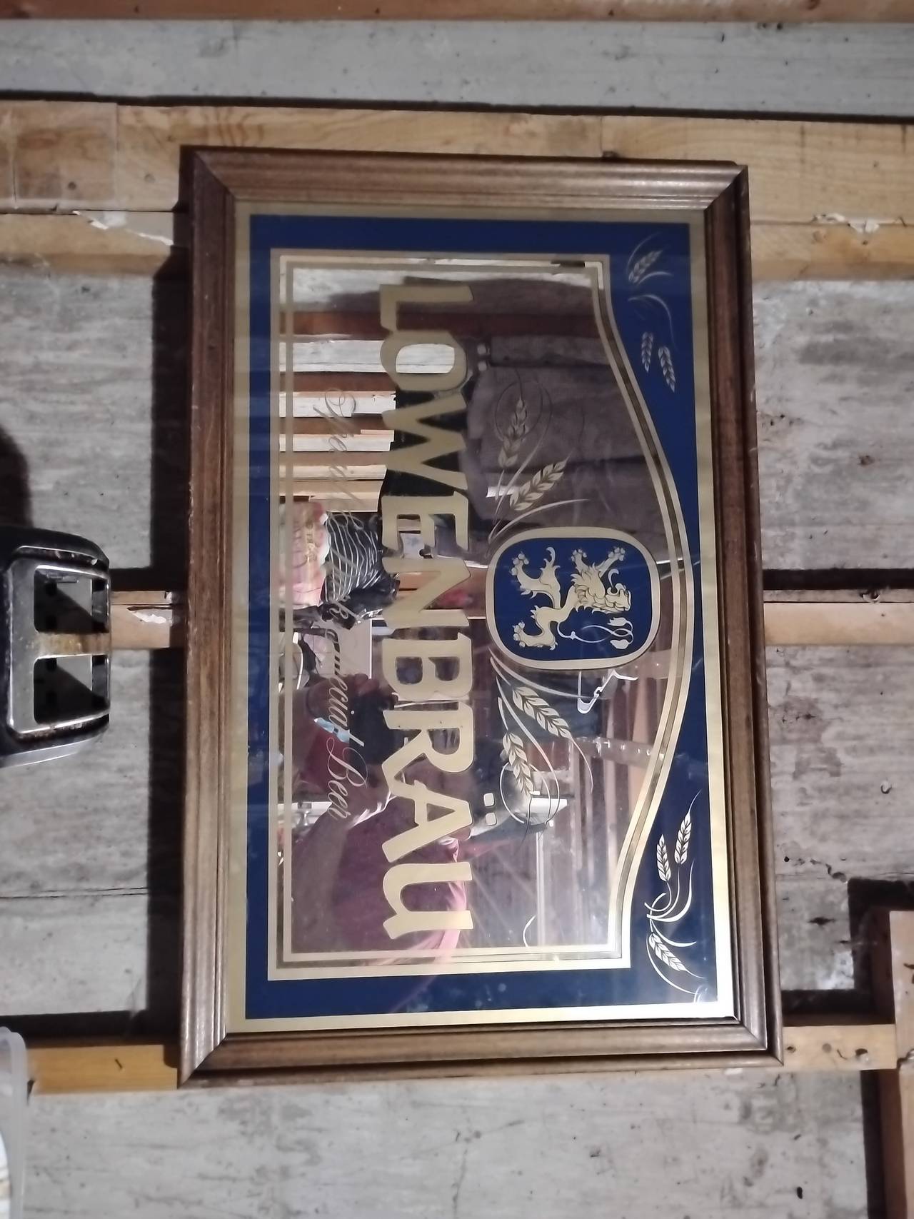 Löwenbräu Vintage Beer Mirror