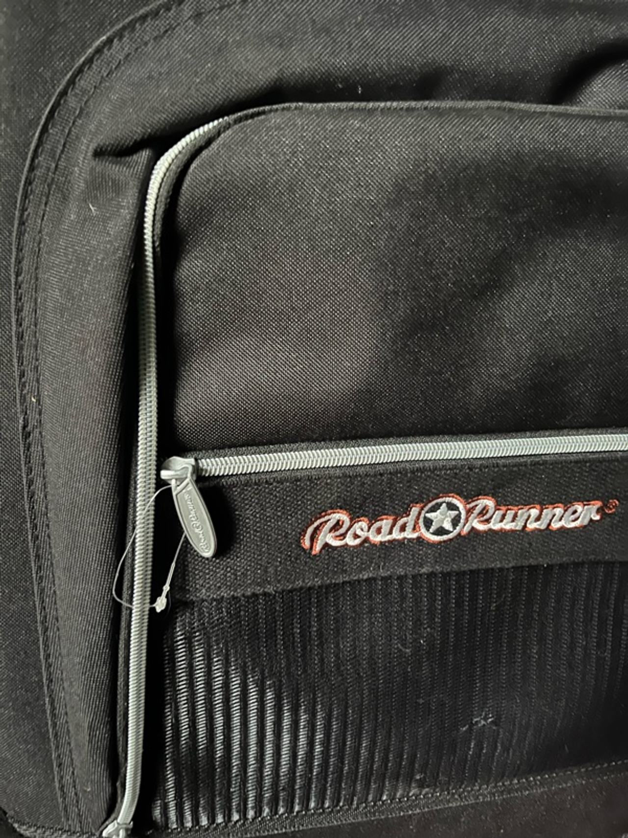 Road Runner Soft Padded Guitar Gig Bag with Backpack Straps