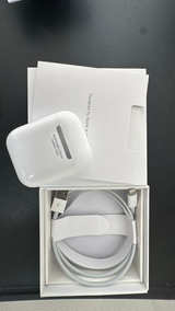 Apple AirPods (2nd generation) - Image 3