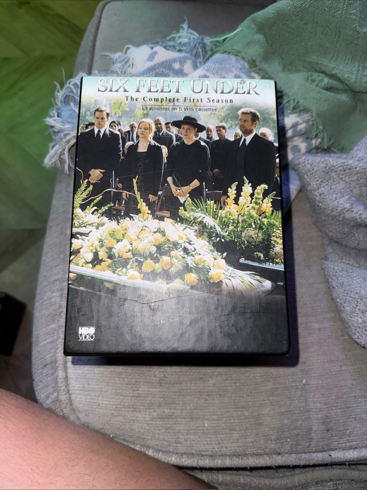 Six Feet Under: The Complete First Season (VHS)