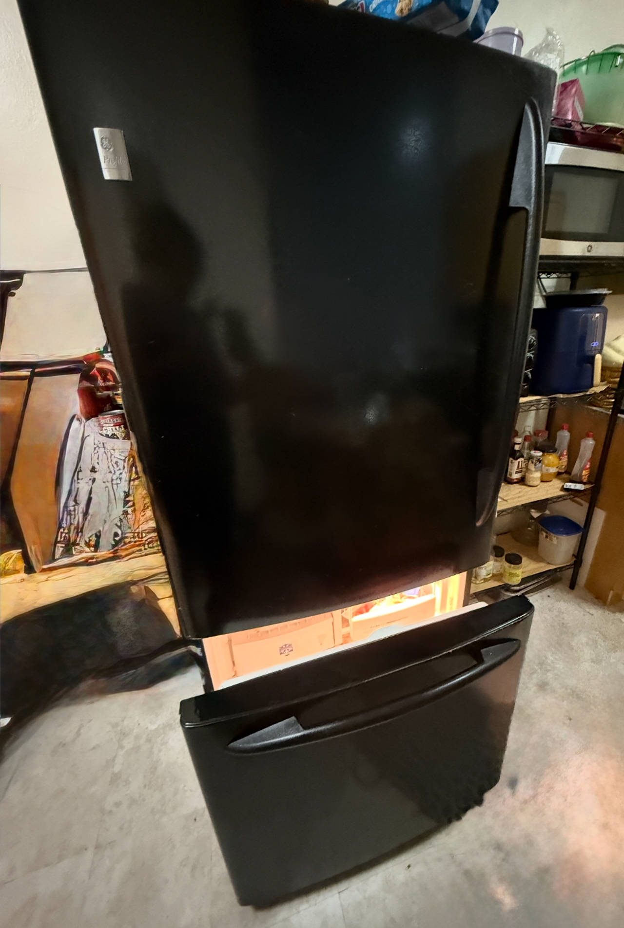 GE Refrigerator