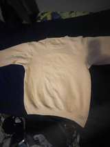 Lee Sport premium cotton yellow fish sweater size Medium - Image 2
