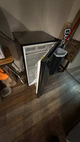 Criterion Compact Refrigerator - Image 2