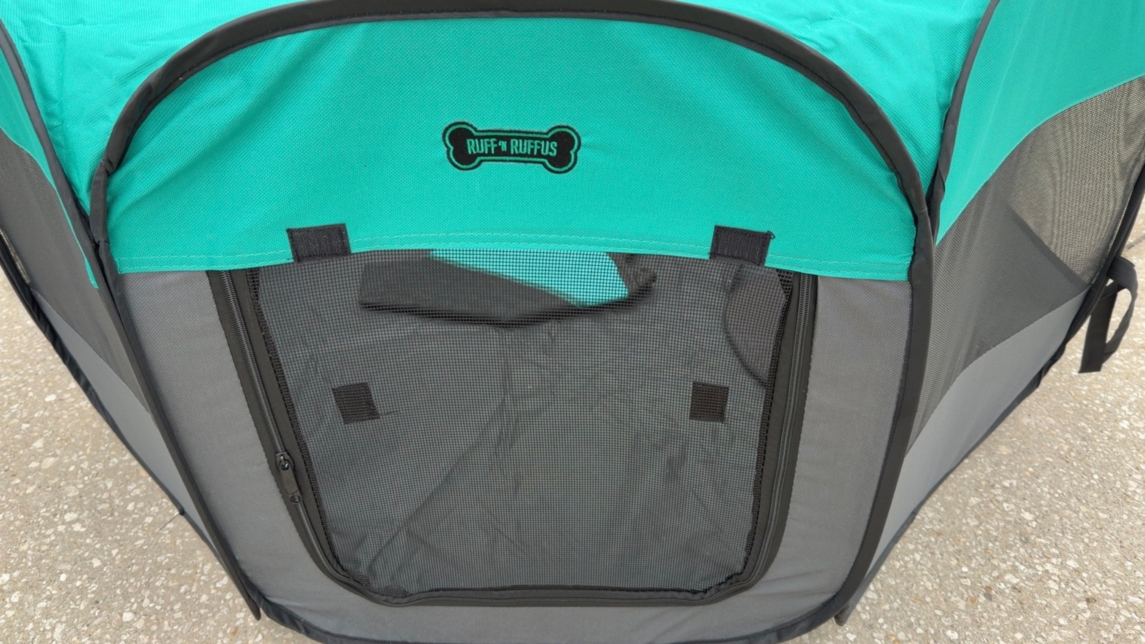 Ruff 'n Ruffus Portable Pet Playpen with Carry Case. Excellent condition! - Image 3