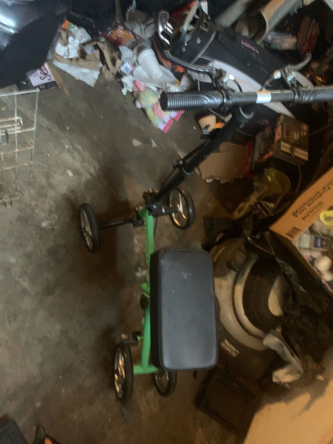 KneeRover GO Knee Scooter