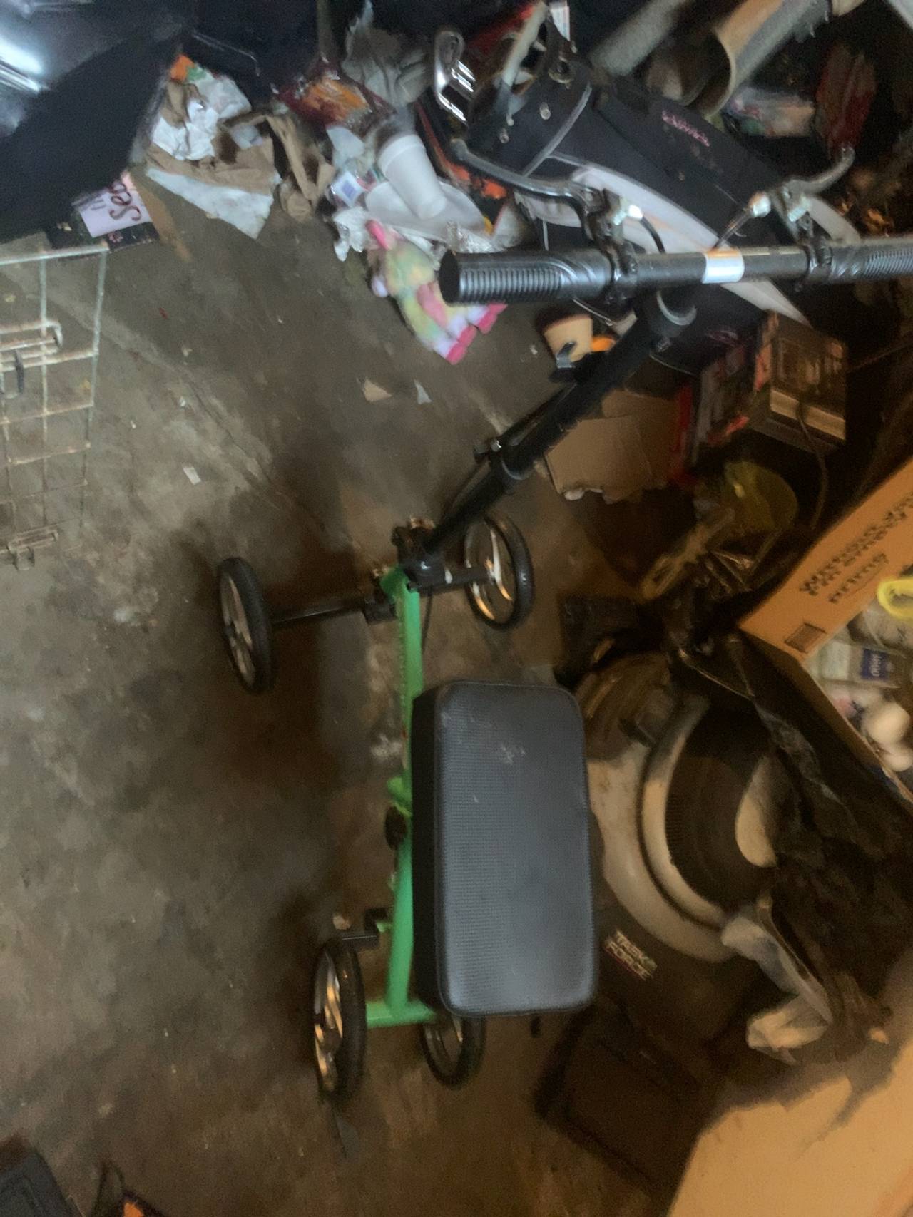 KneeRover GO Knee Scooter