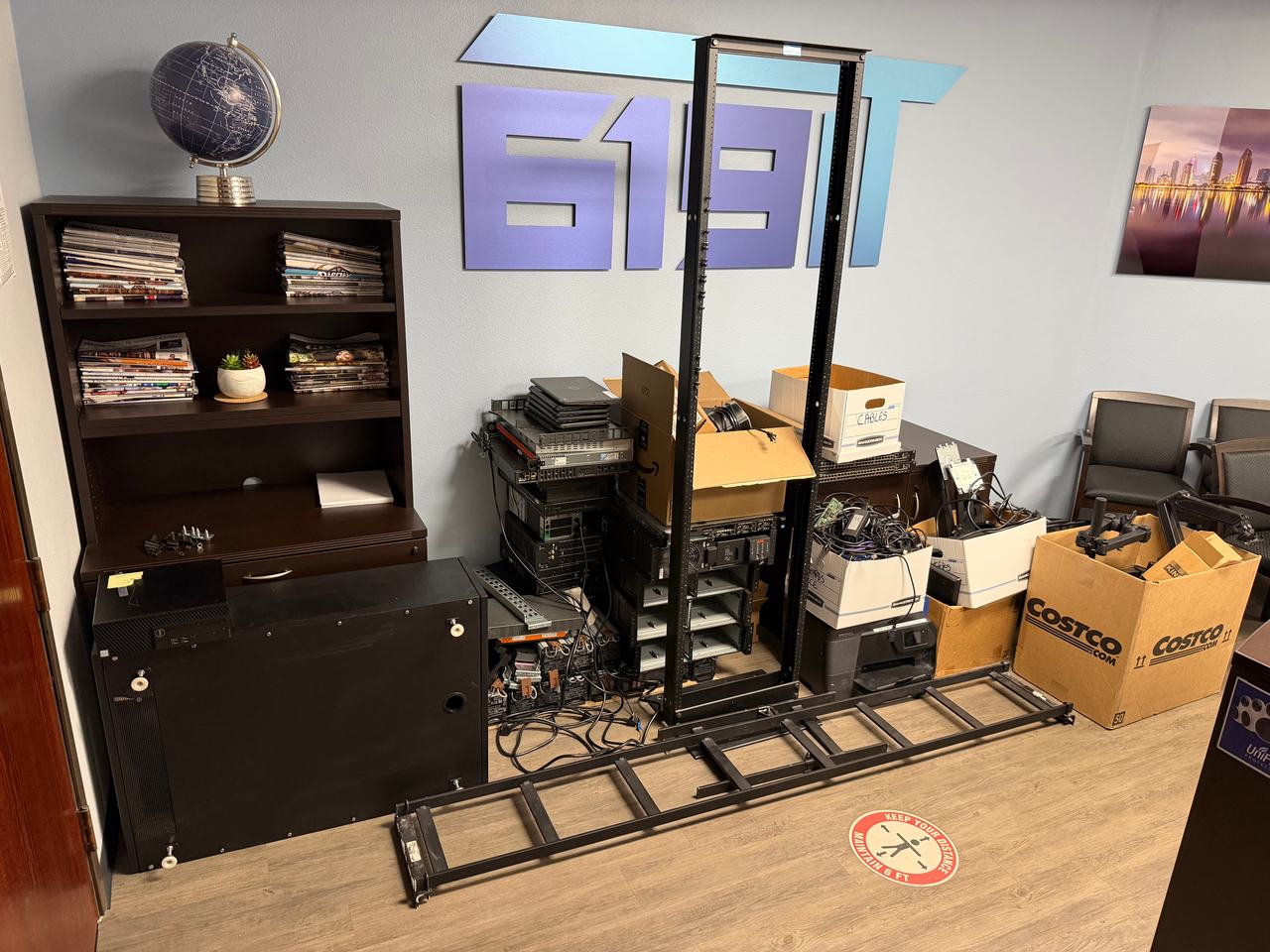 Chatsworth 2-Post Open Frame Server Rack