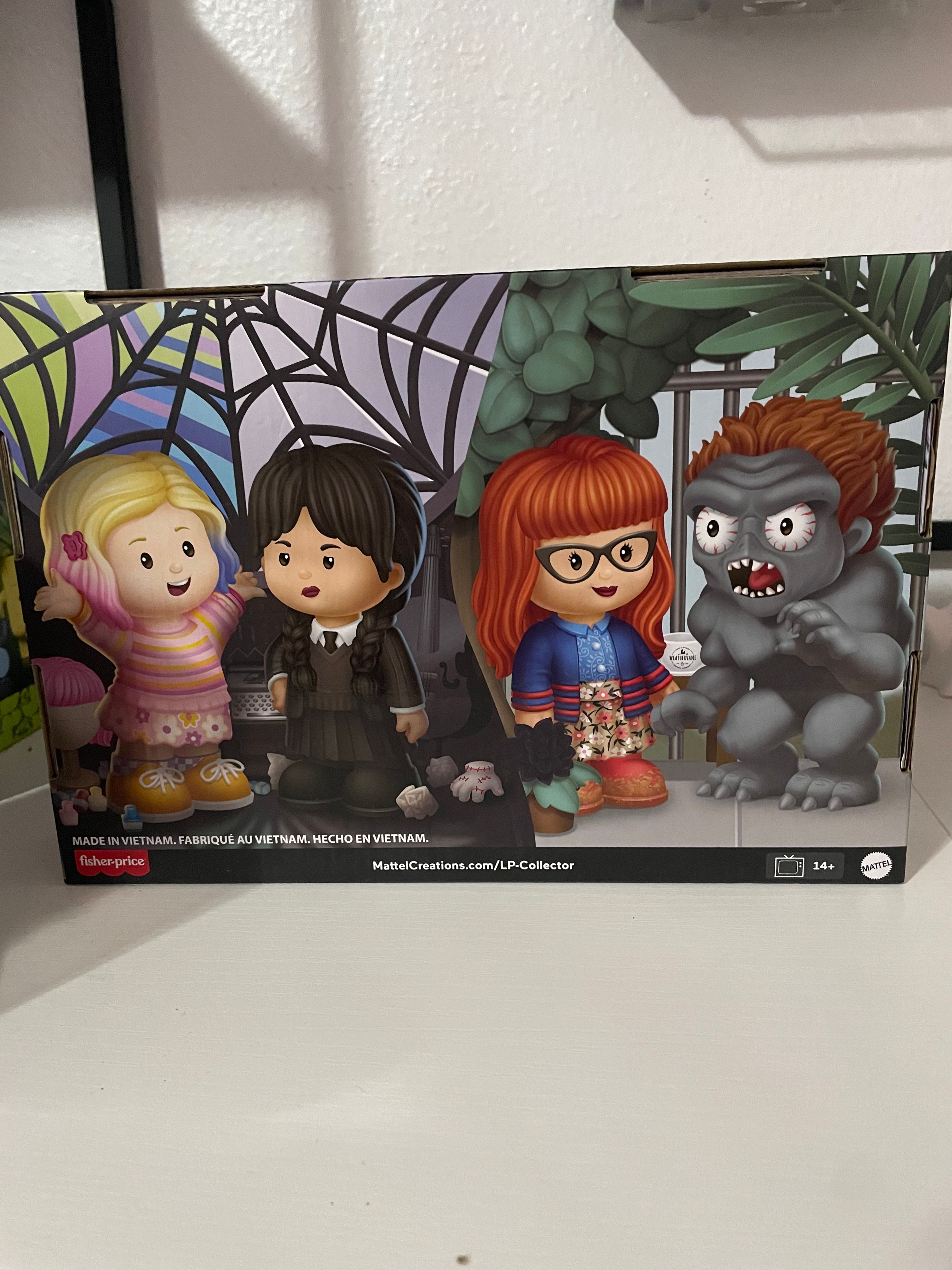 Fisher-Price Little People Collector Wednesday TV Series 4-Figure Set - Image 2