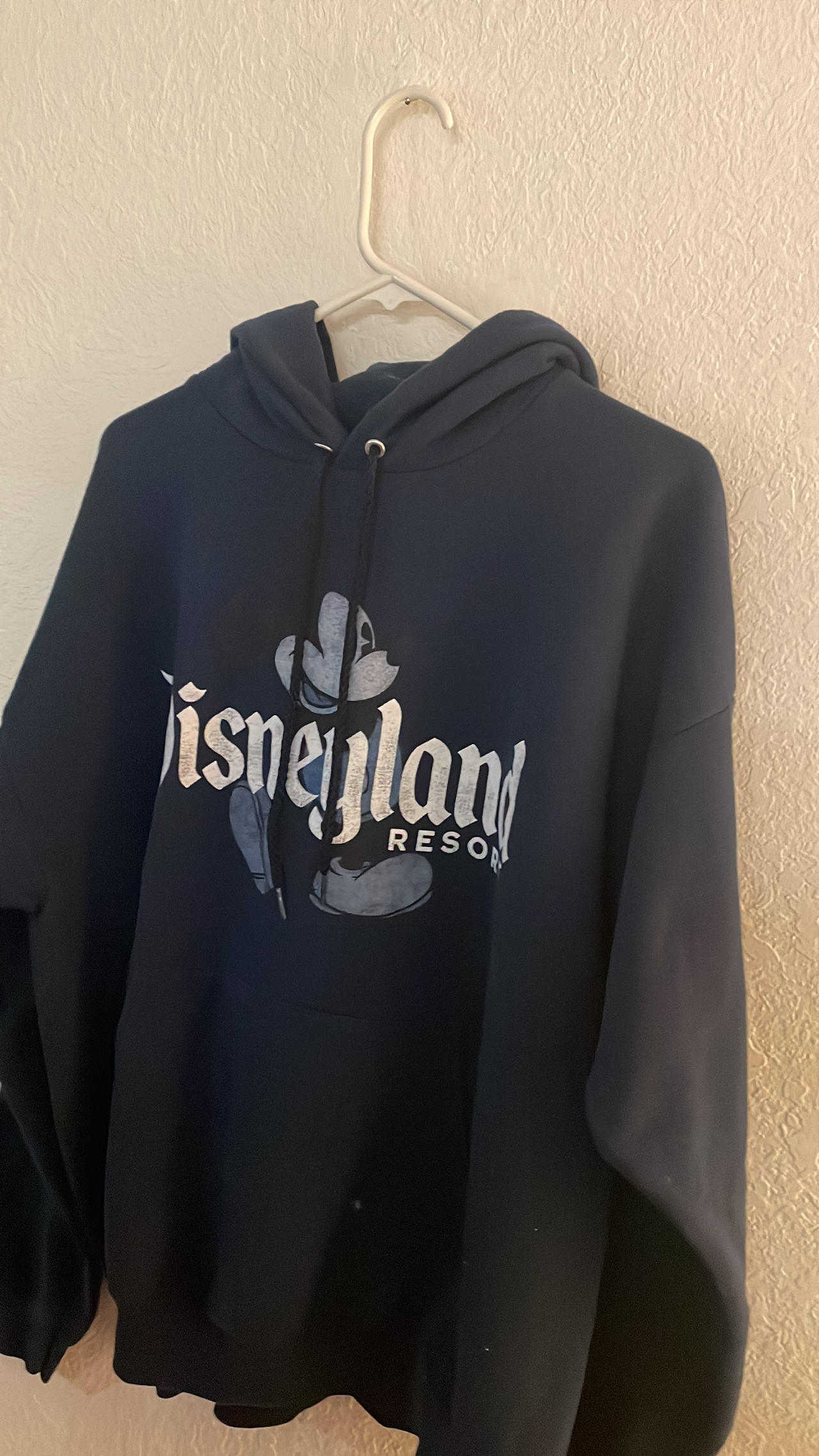 Disneyland Resort Mickey Mouse Pullover Hoodie. XL