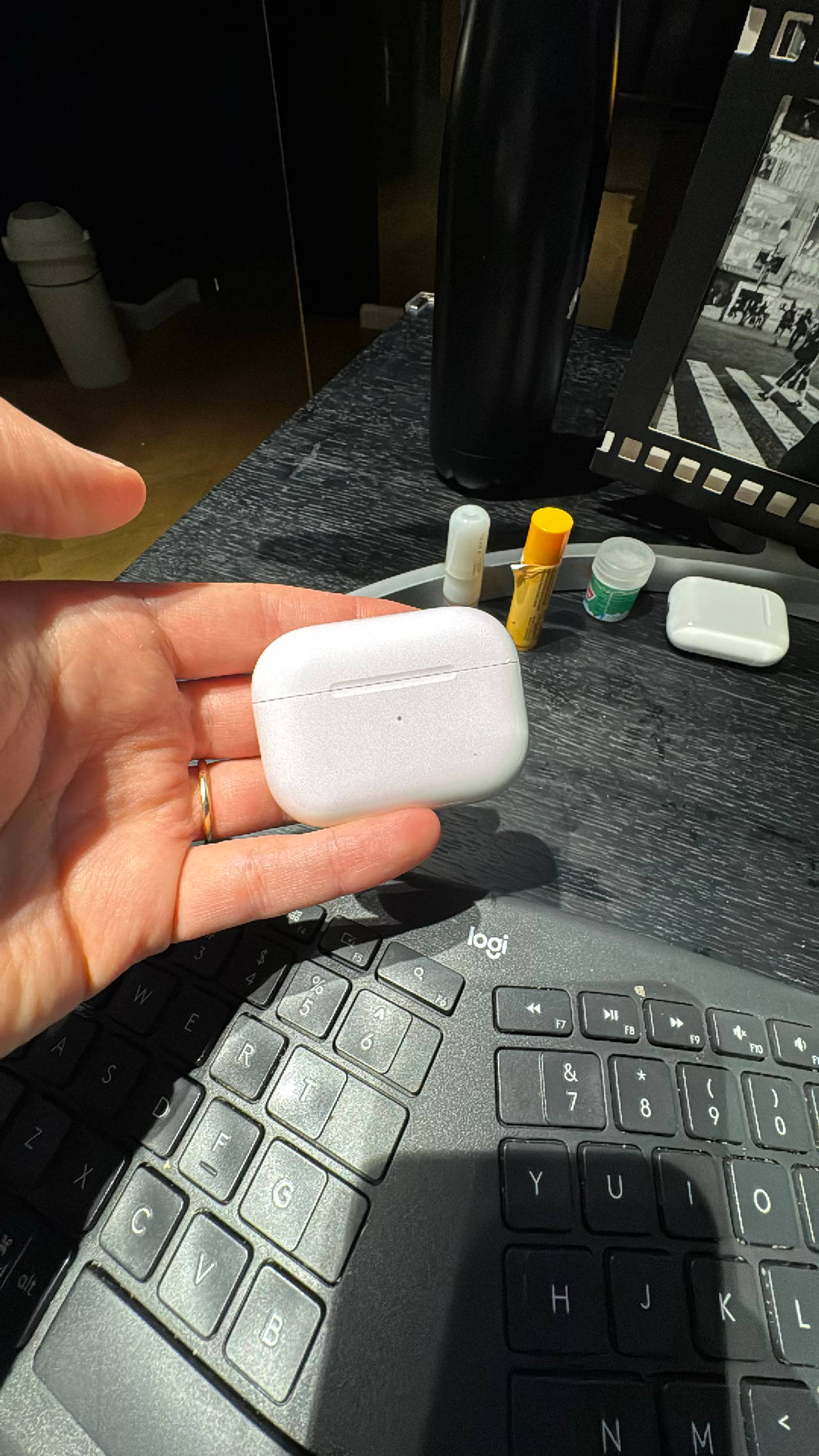 Apple AirPods