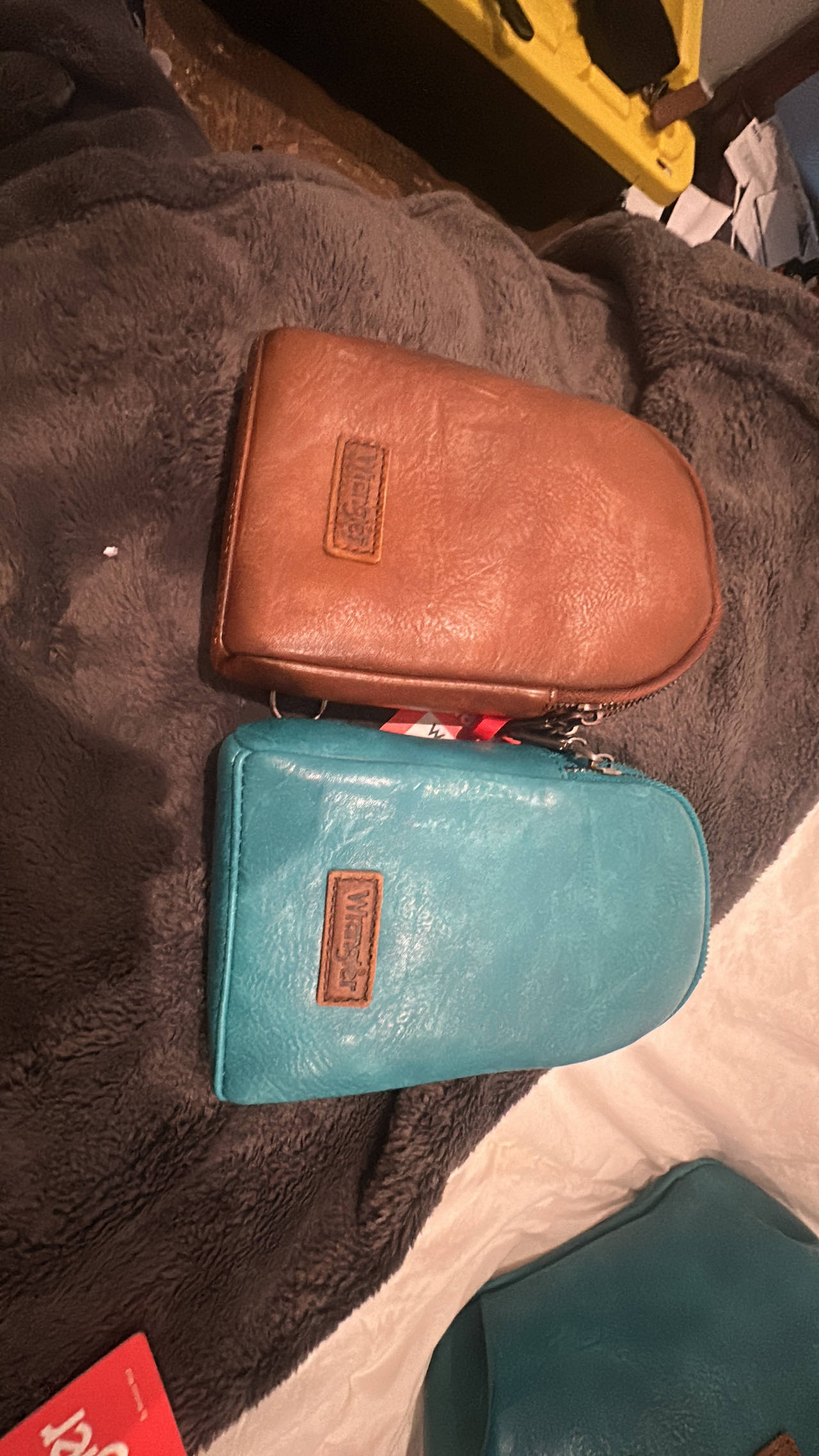 Wrangler Vegan Leather Crossbody Phone Bag