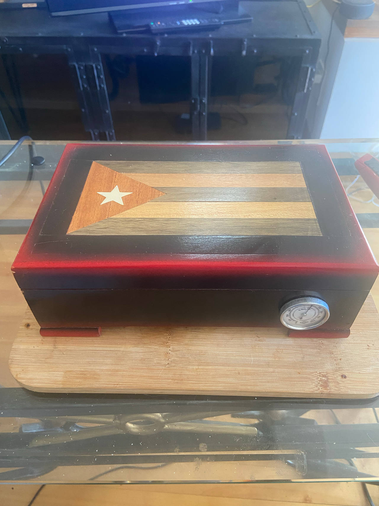 Cuban Flag Cigar Humidor