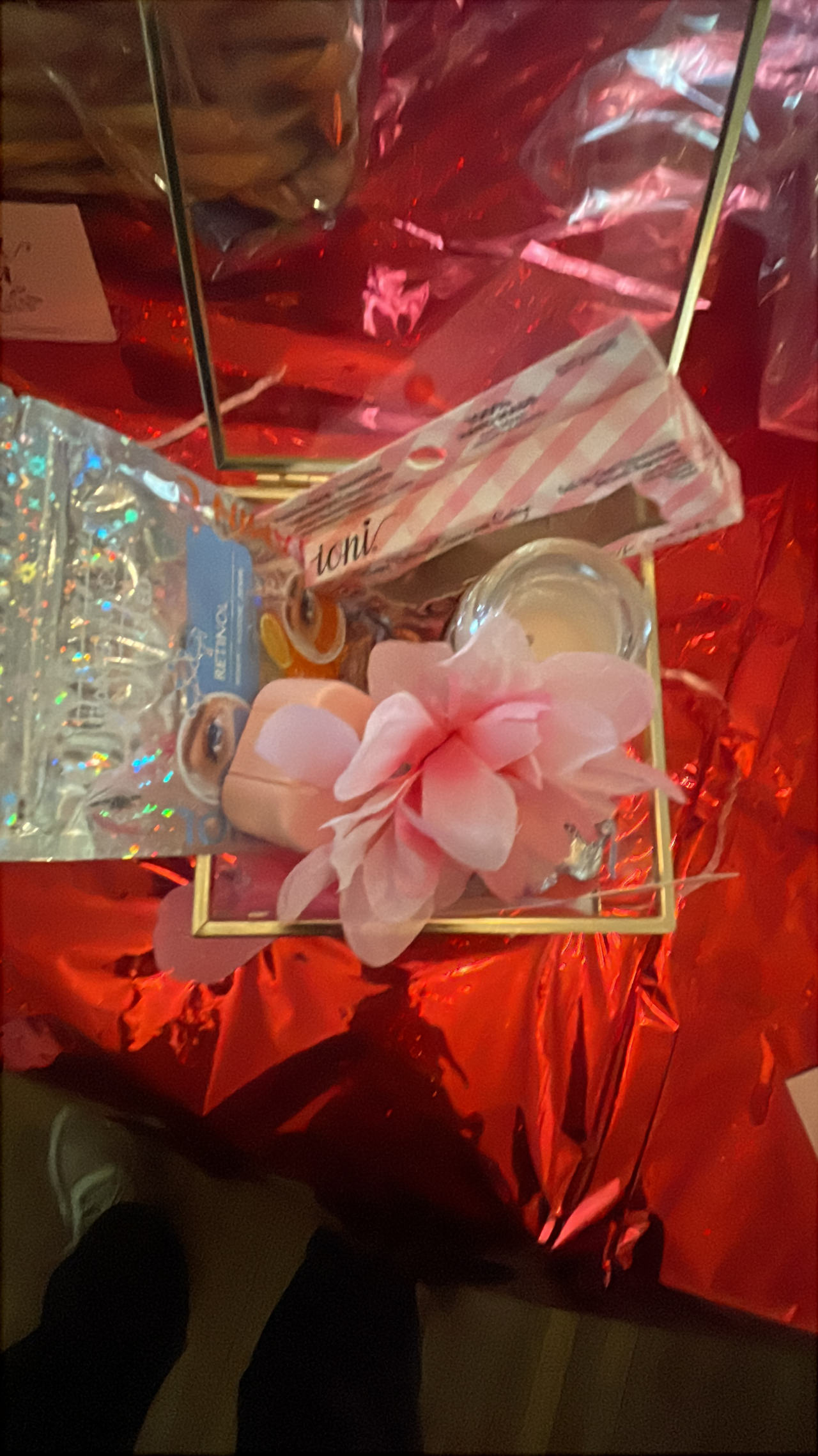 Gold Glass Shadow Box Gift Set