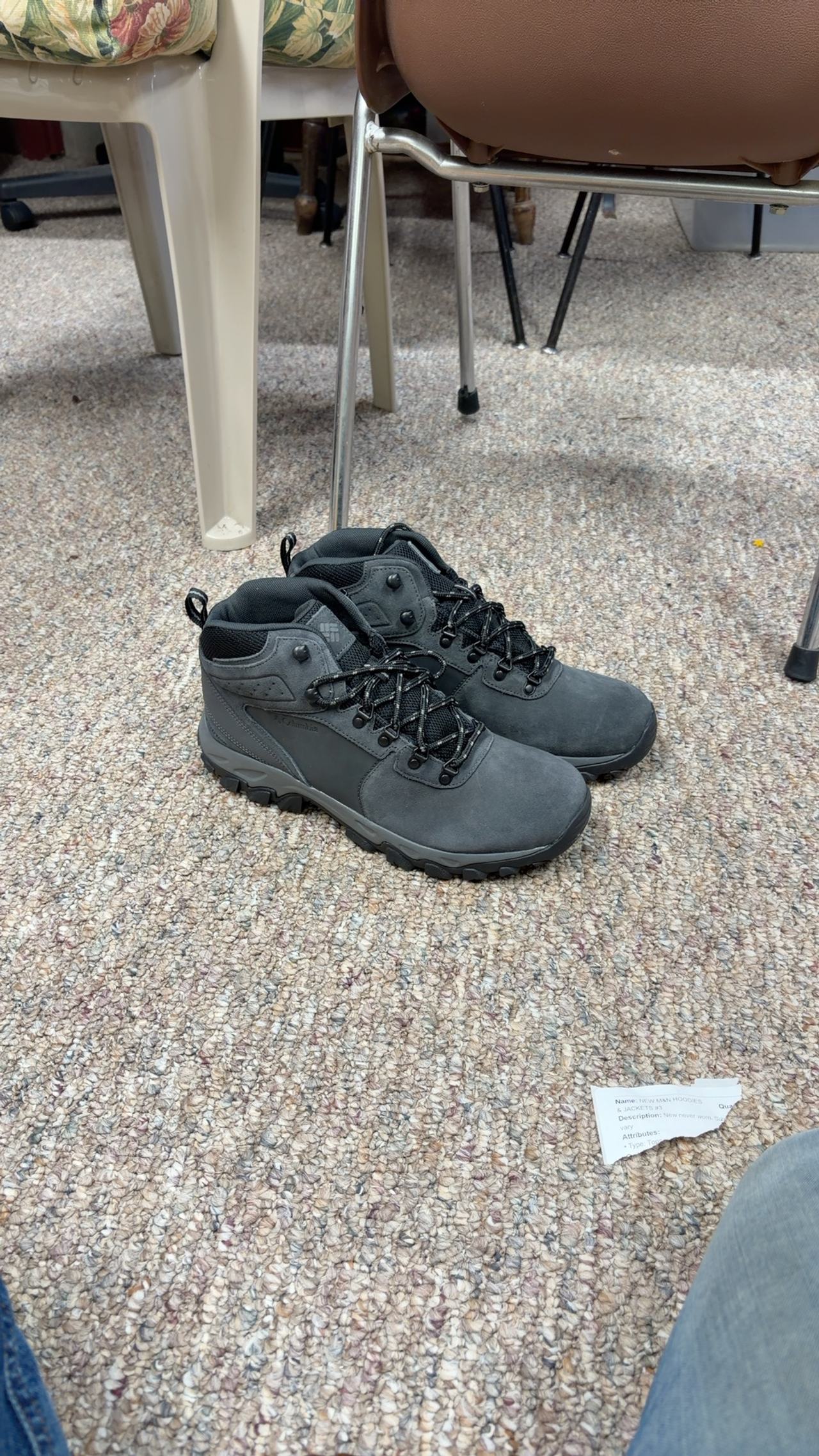 Columbia Newton Ridge Plus II Suede Waterproof Boot - Black