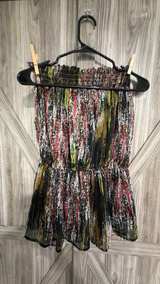 Forever 21 Abstract Print Smocked Top Size Medium - Image 4