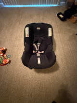 Chicco KeyFit 30 Infant Car Seat - Image 1