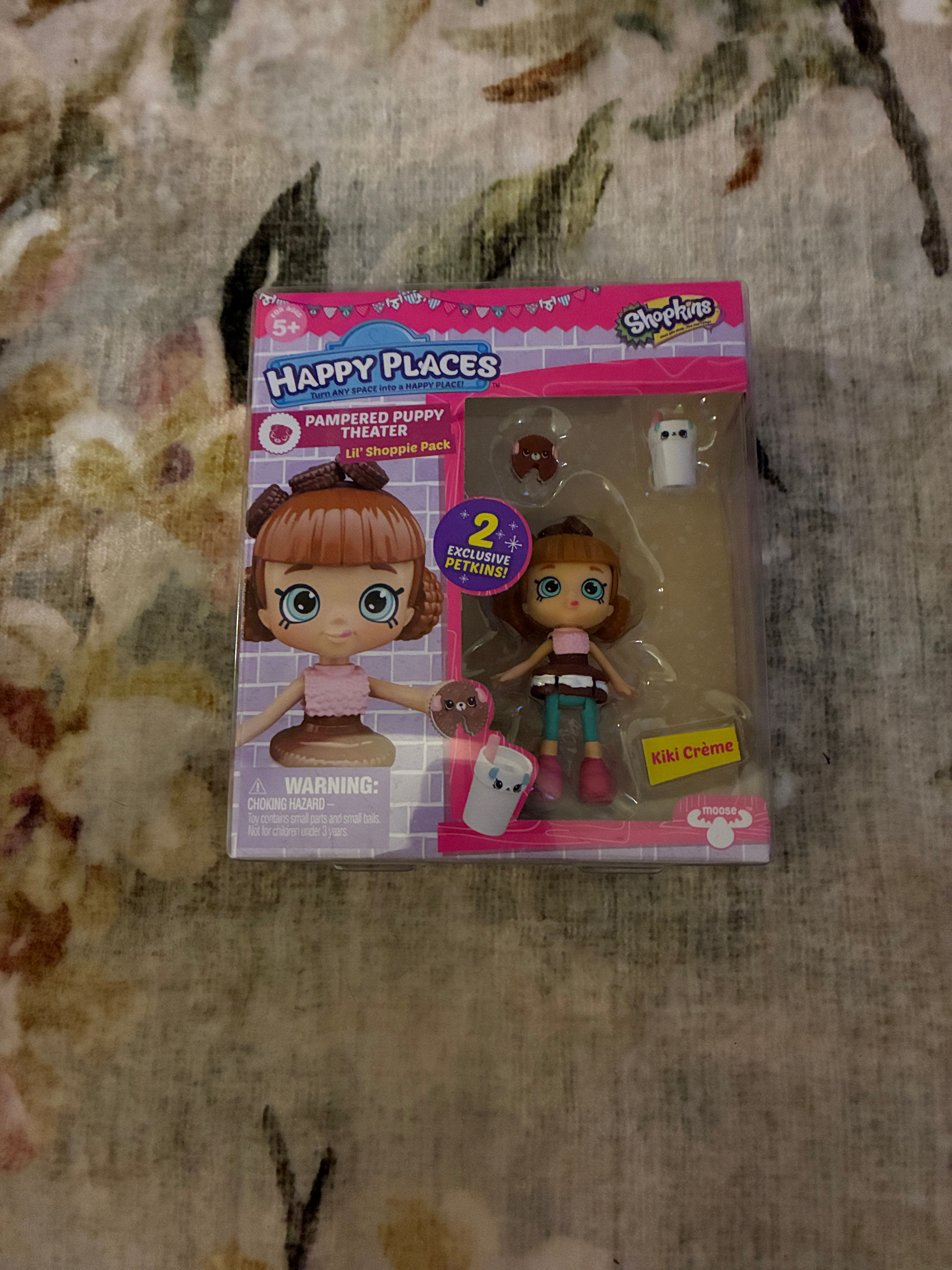 Shopkins Happy Places Pampered Puppy Theatre Lil' Shoppie Pack