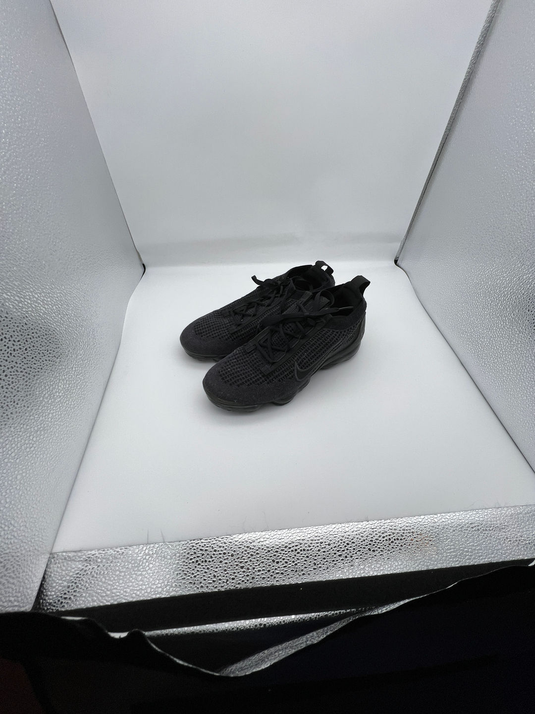 Nike Air VaporMax 2021 Flyknit Triple Black Men’s Size 9.5