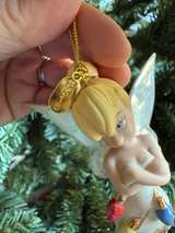 Lenox Disney Tinkerbell Ornament All Wrapped Up - Image 4