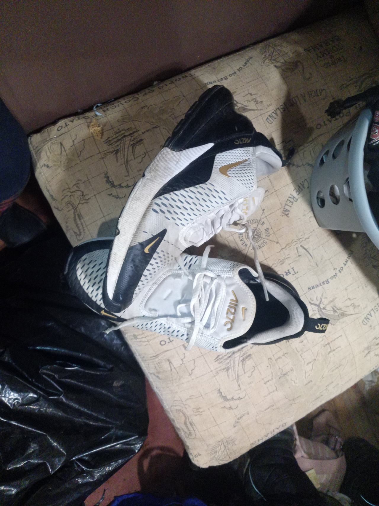 Nike Air Max 270 White Black Gold