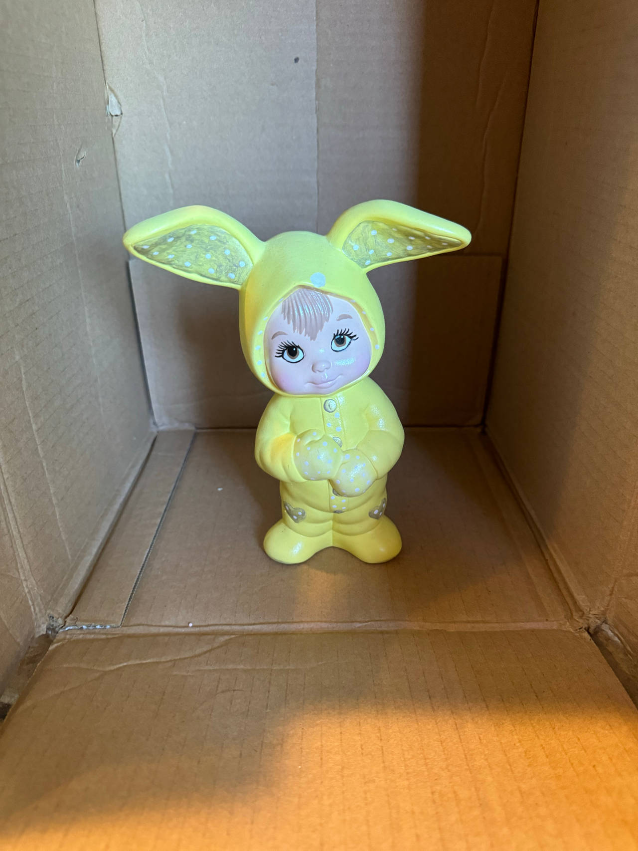 Lefton Easter Bunny Figurine