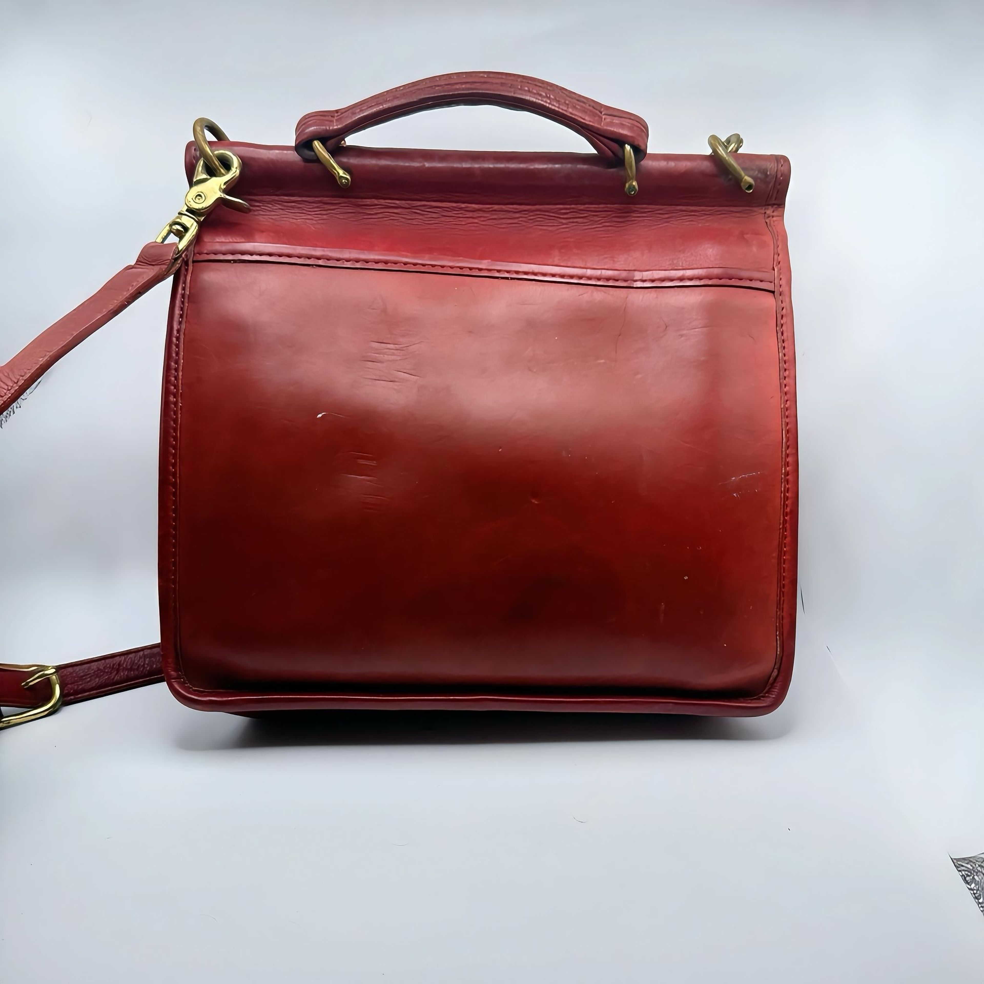 Coach Vintage Court Bag 9870 - Image 7