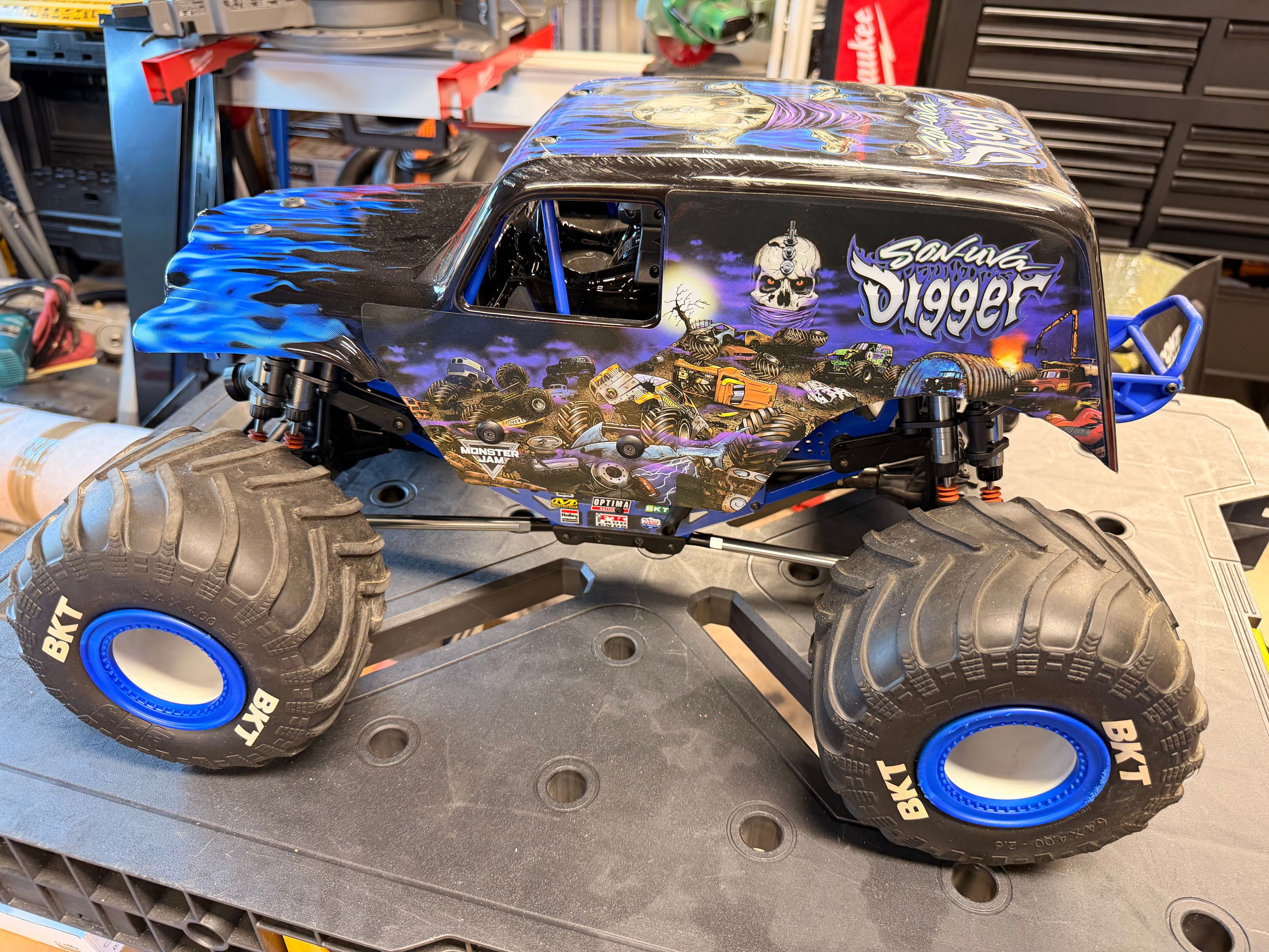 Losi LMT 2.0 Son-Uva Digger Blue 4WD Monster Truck w tons of NEW Spare Parts - Image 3