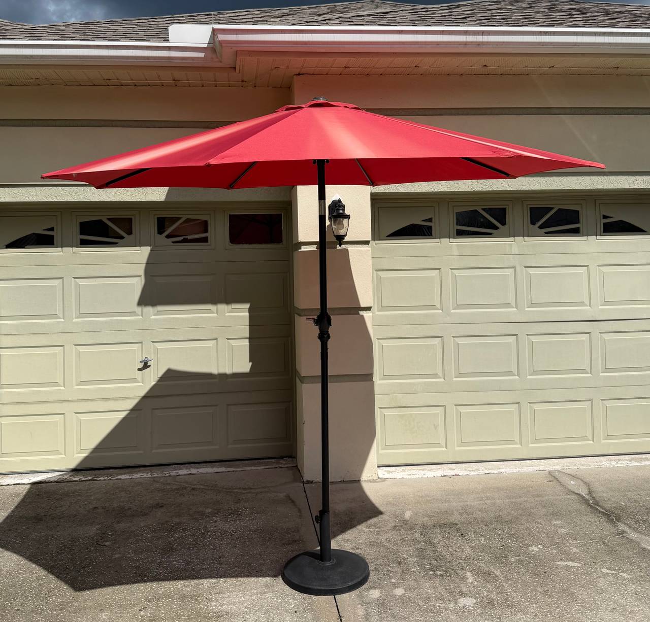 9ft Patio Umbrella and Weighted Base Crank Up
