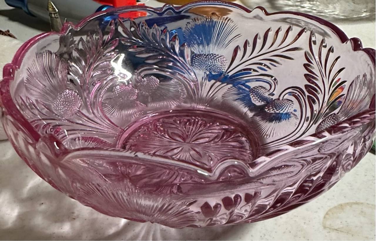 Mosser Glass Pink Thistle 9" Bowl