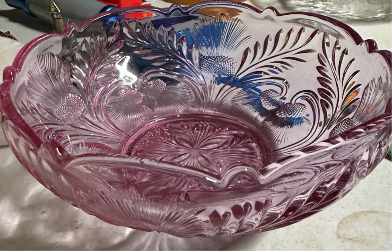 Mosser Glass Pink Thistle 9" Bowl