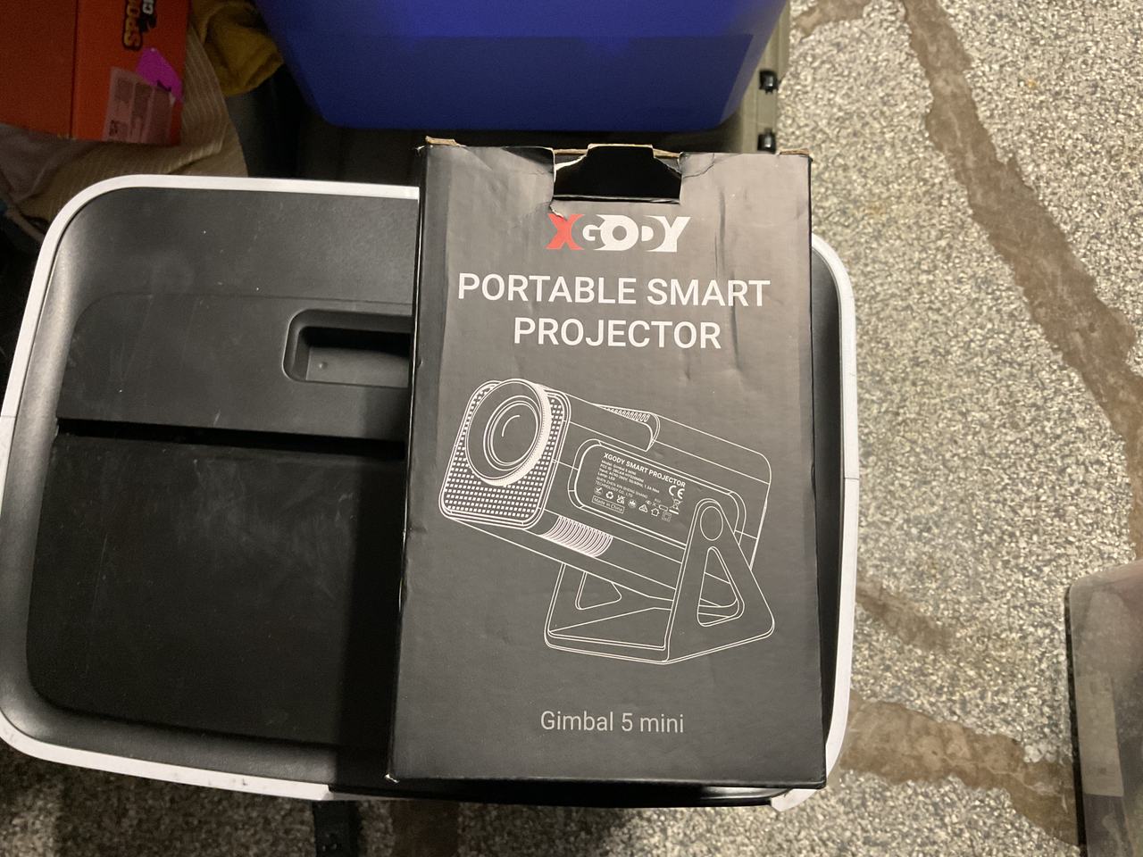 XGODY Gimbal 5 mini Portable Smart Projector