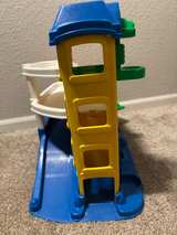 Fisher-Price Little People Parking Garage (1995) - Image 5