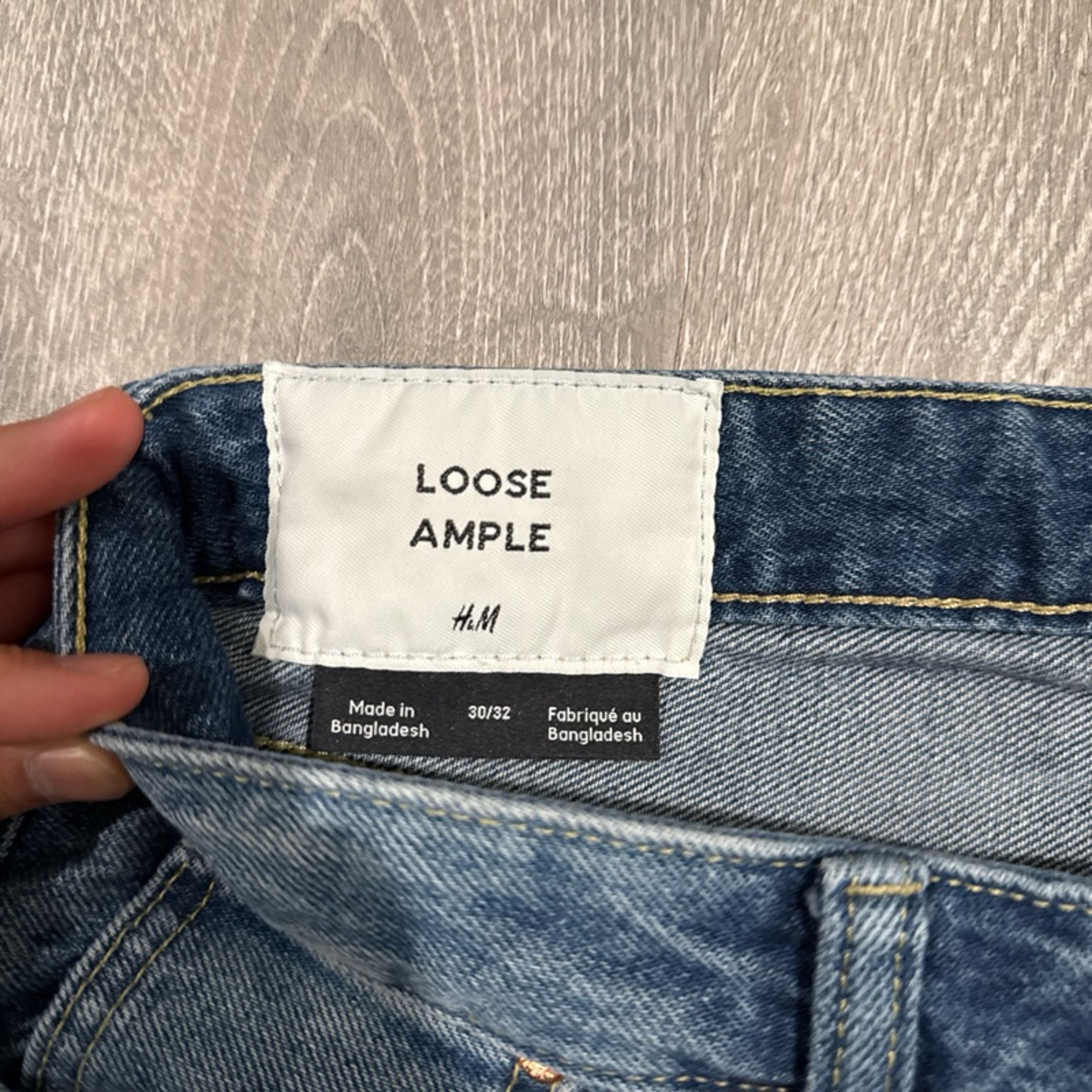 H&M Loose Fit Light Wash Jeans