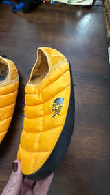 The North Face Thermoball Traction slippers V Yellow: 9 - Image 3