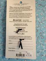 Elan 4" Embroidery Scissors with Florine Non-Stick Coating - Image 2