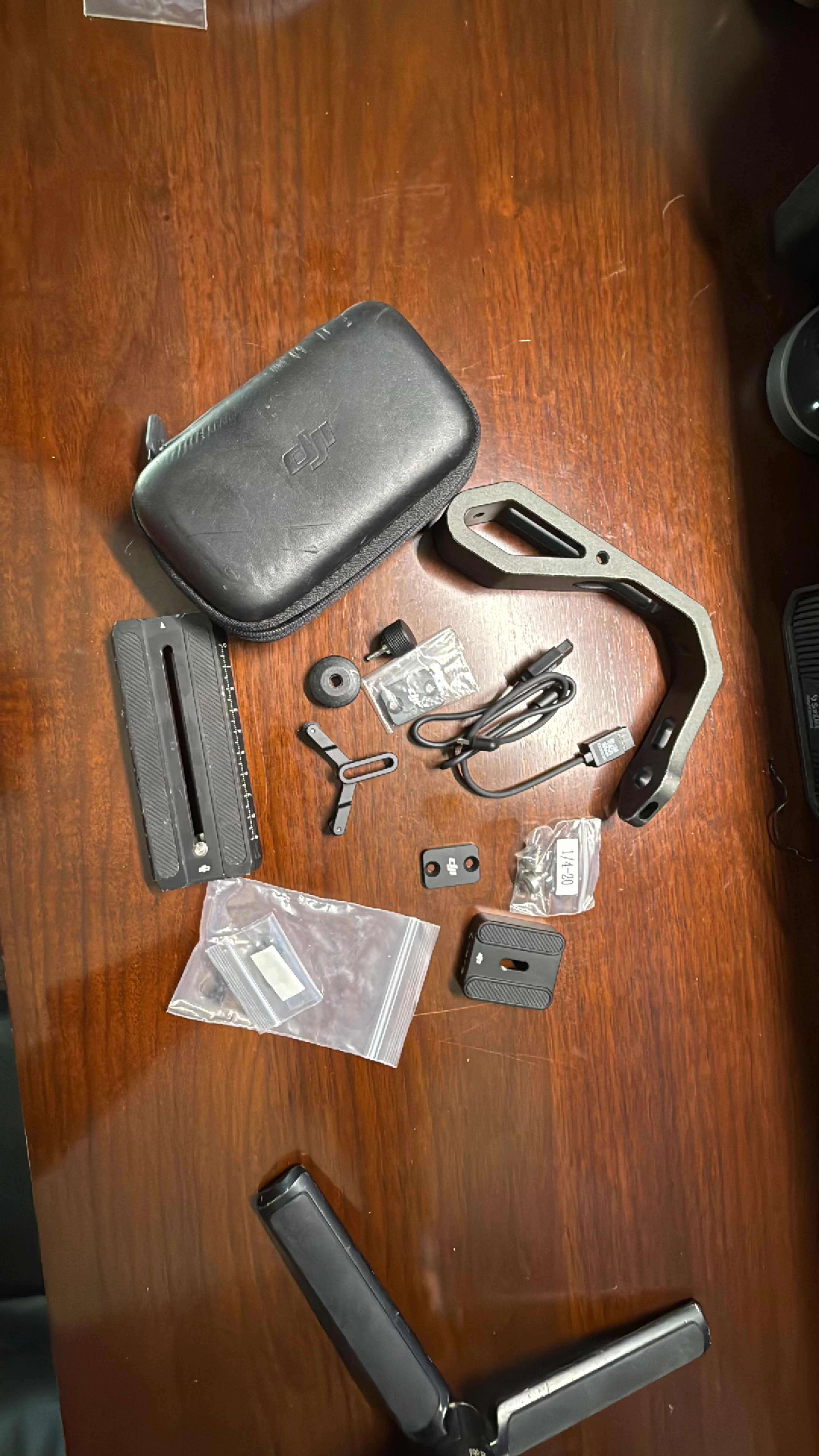 DJI Ronin-SC 3-Axis Gimbal Stabilizer with Extras - Image 4