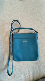 Coach Kitt Messenger Crossbody Bag Bluegold - Image 1