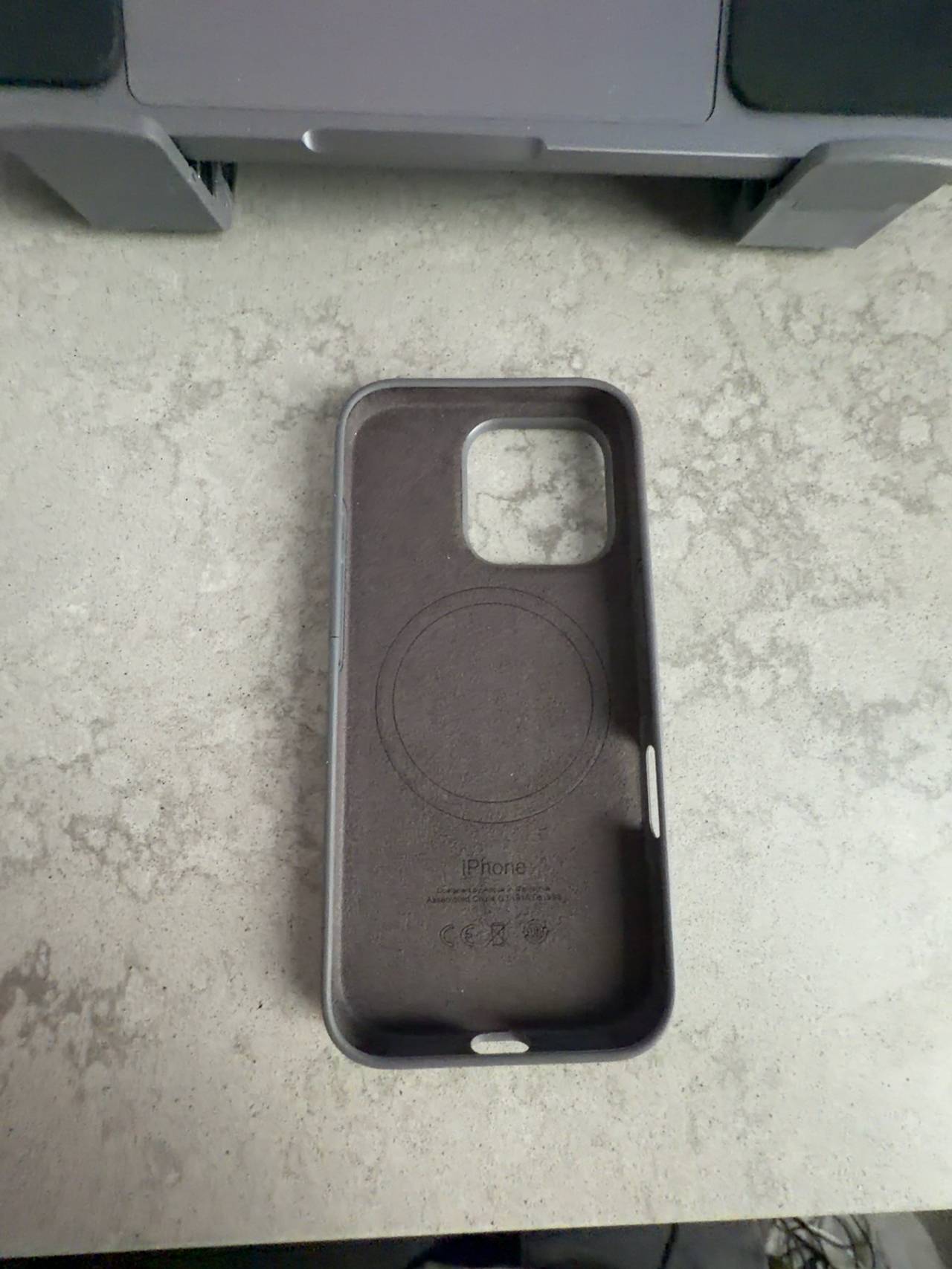 OtterBox Symmetry Series Cactus Leather MagSafe Case for iPhone 15 Pro Max