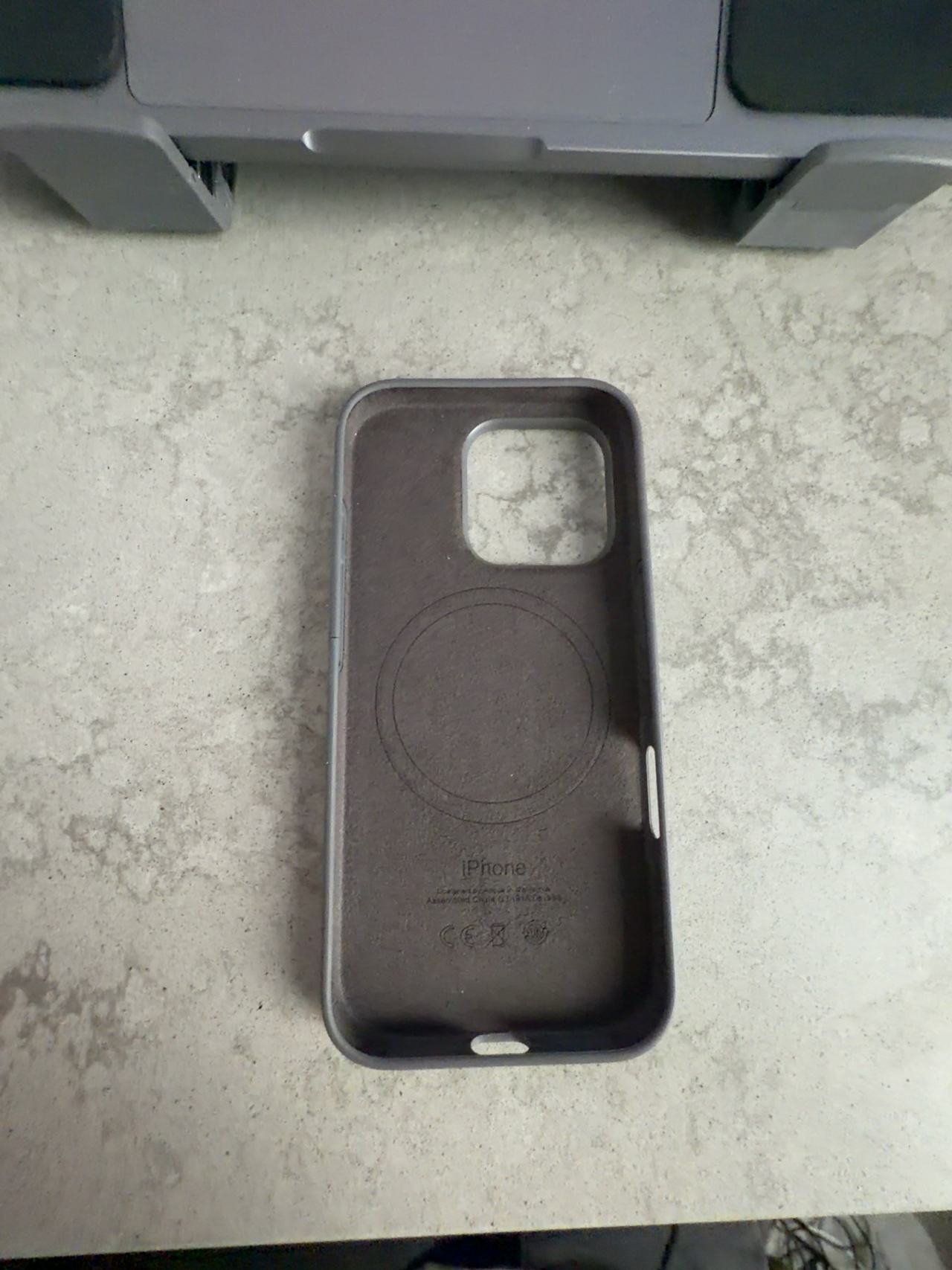 OtterBox Symmetry Series Cactus Leather MagSafe Case for iPhone 15 Pro Max