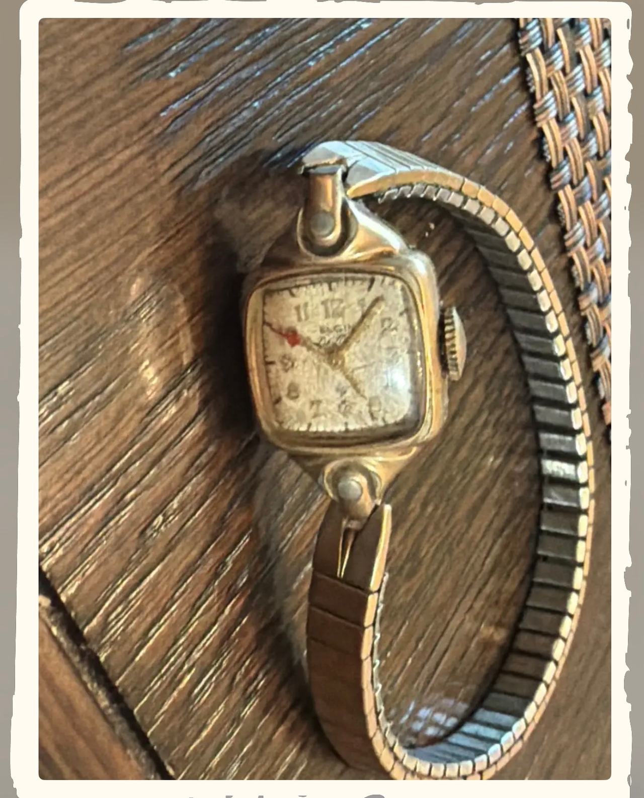 Vintage Elgin Ladies Mechanical Watch