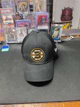 New Era Boston Bruins 9FORTY Trucker Hat - Image 2
