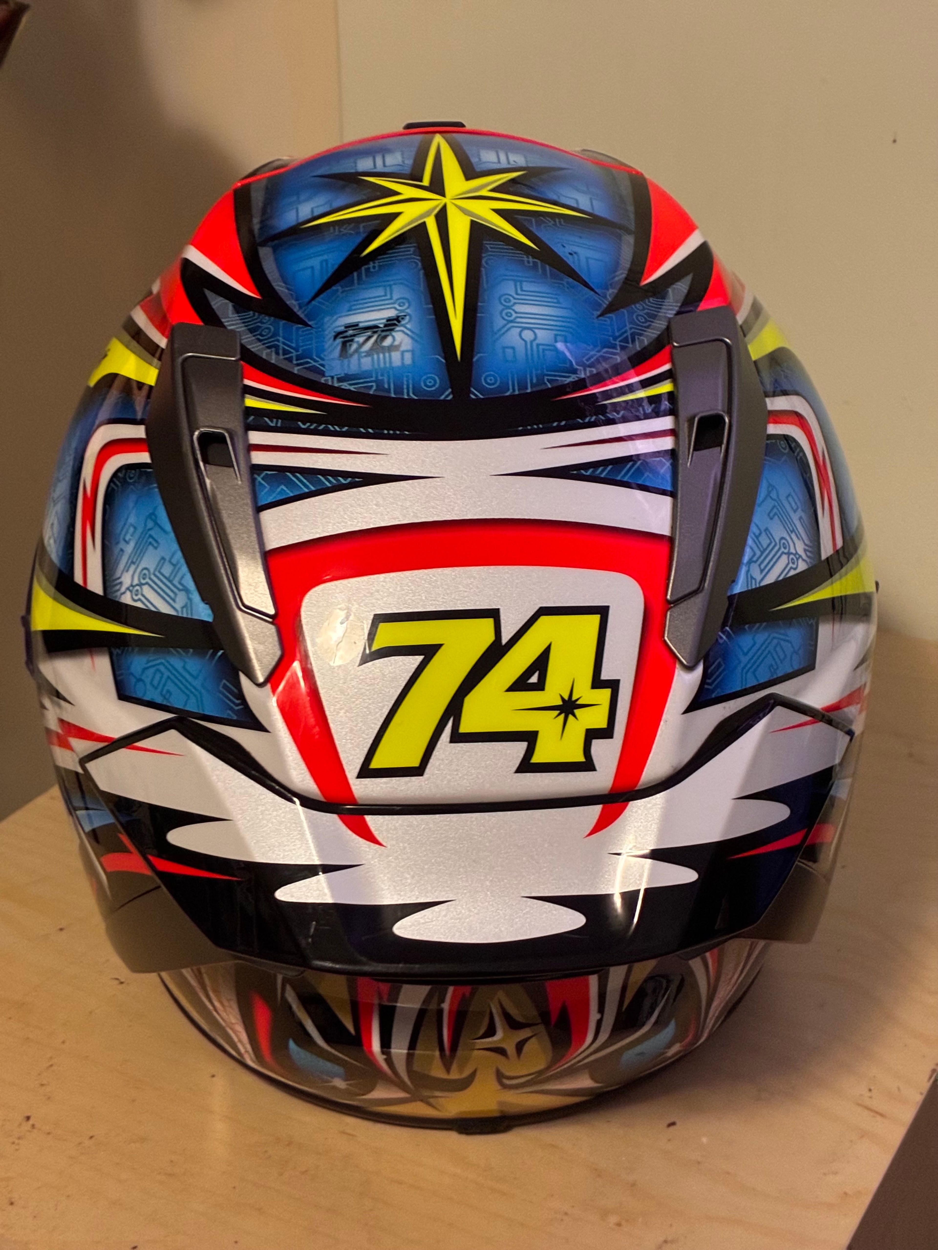 Shoei Motorcycle Helmet - Image 3