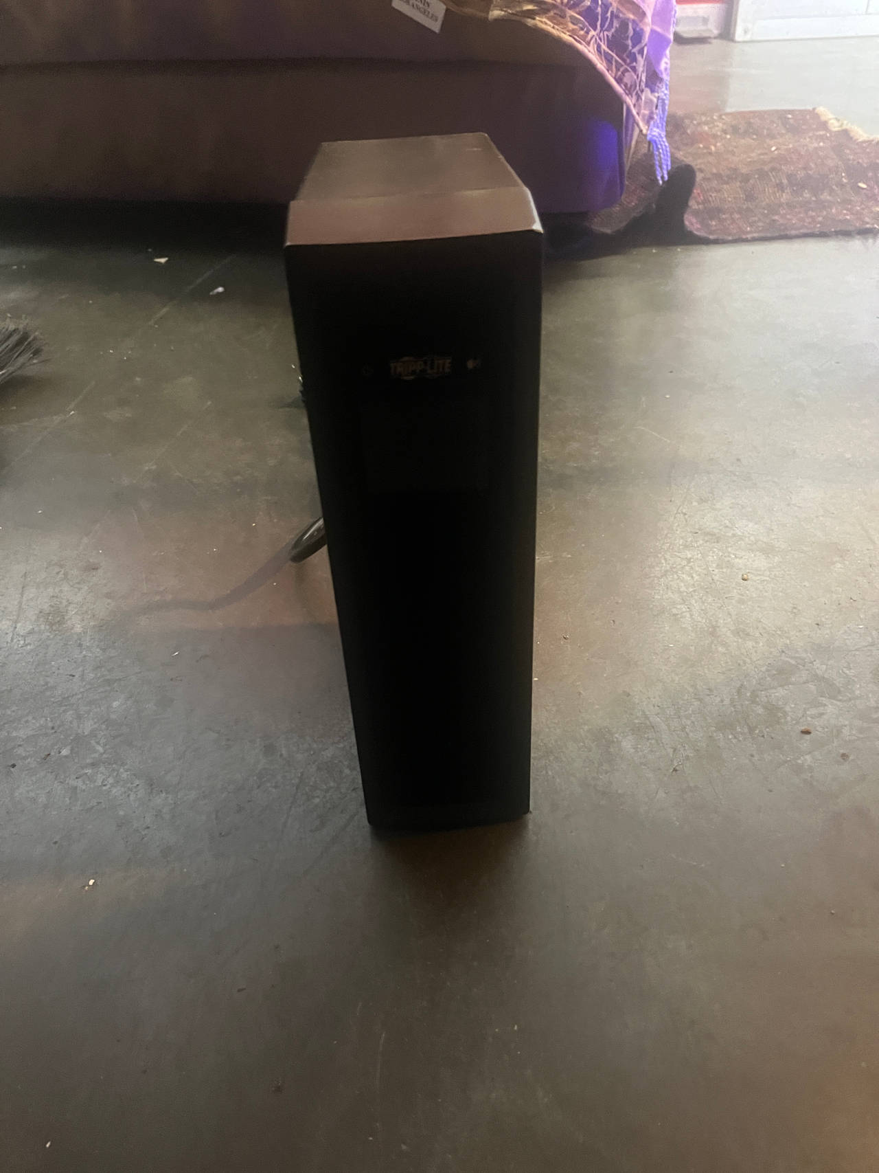 Tripp Lite SMART1500LCD 1500VA UPS Battery Backup