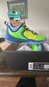 10.5M AND1 Men's Basketball Shoes Multi-Color Neon - Image 3