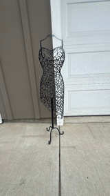 Wire Dress Form Mannequin - Image 2